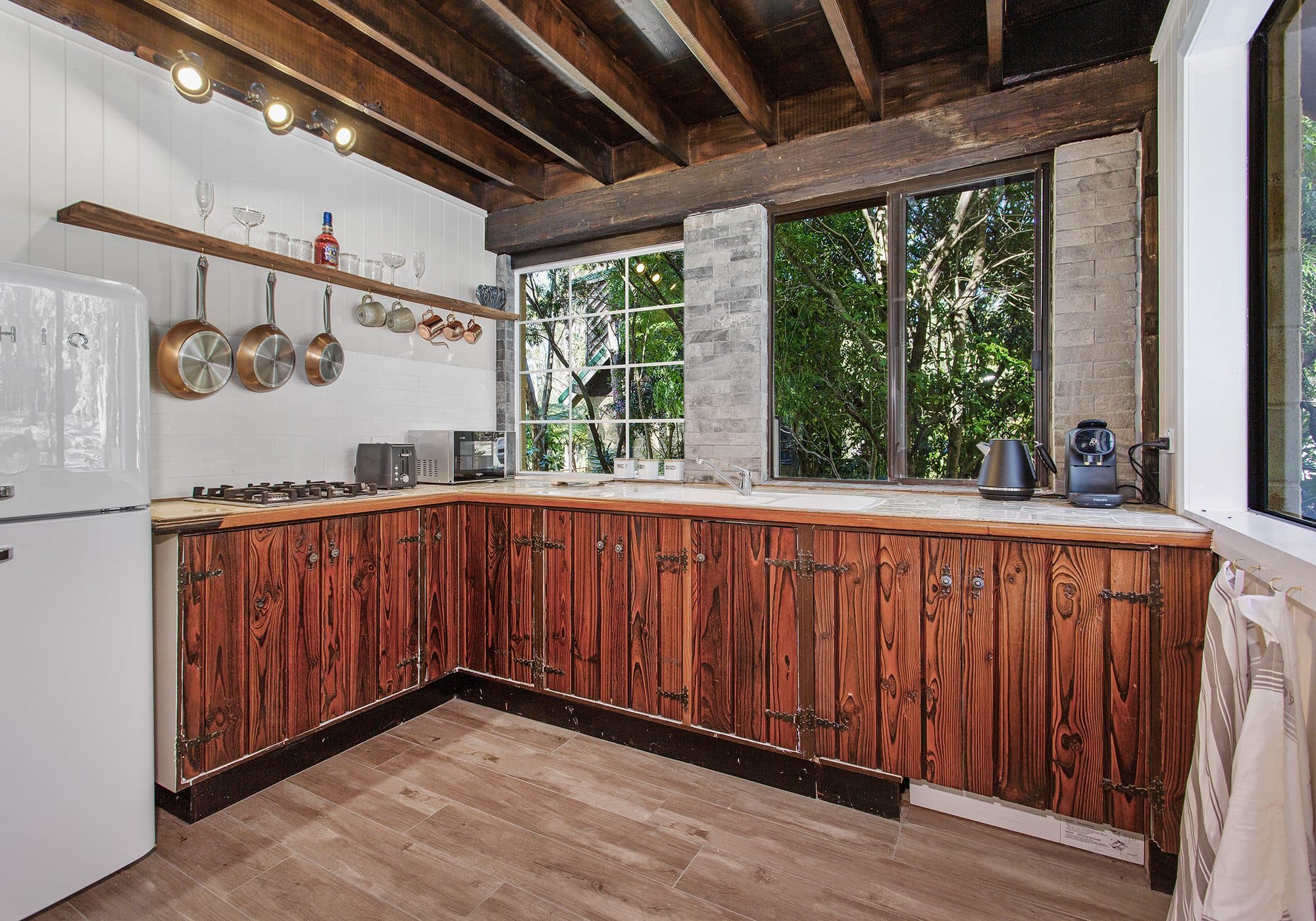 Kitchenette and dining space at The Barn, Serenity 222
