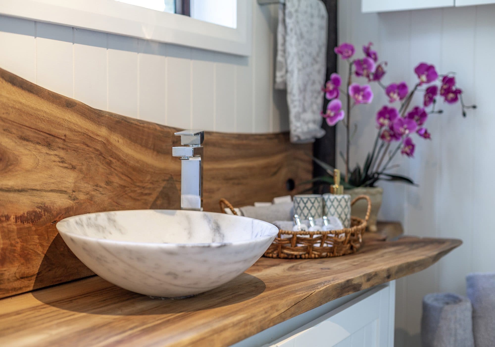 Live-edge timber vanity detail at The Barn, Serenity 222